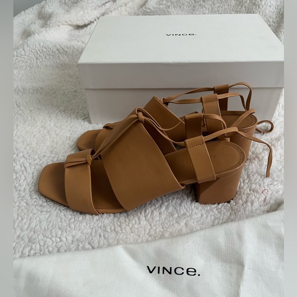 Tie leather Sandals - Vince Women's Dunaway - Leather and very comfortable - Picture 3 of 9